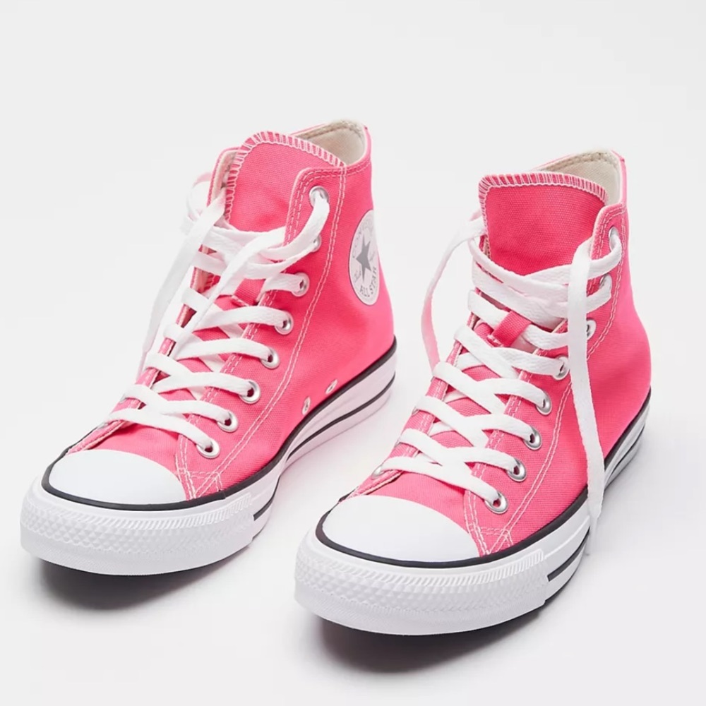 NEVER WORN- Pink high top converse